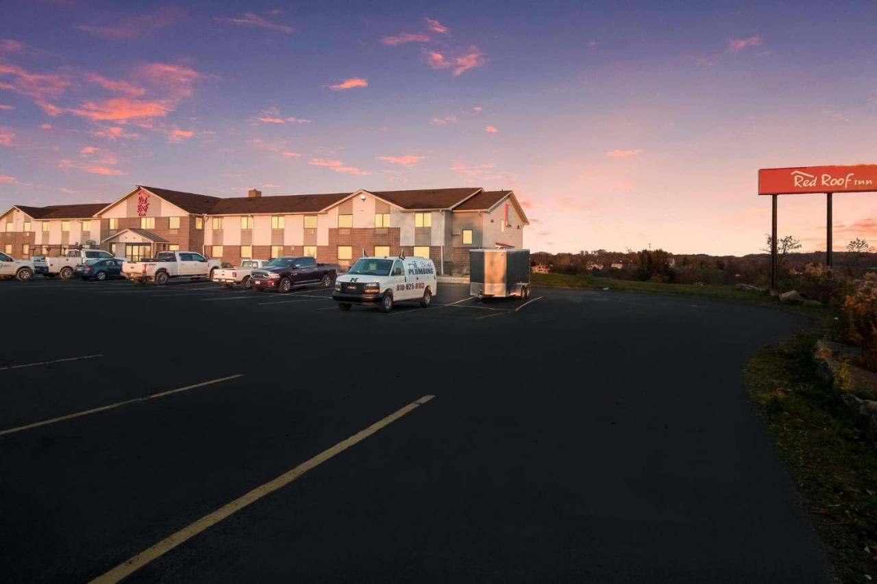 Red Roof Inn Greensburg Extérieur photo